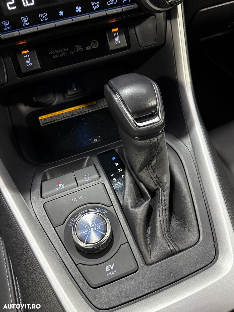 Toyota RAV4 2.5 4x4 Black Edition - 21