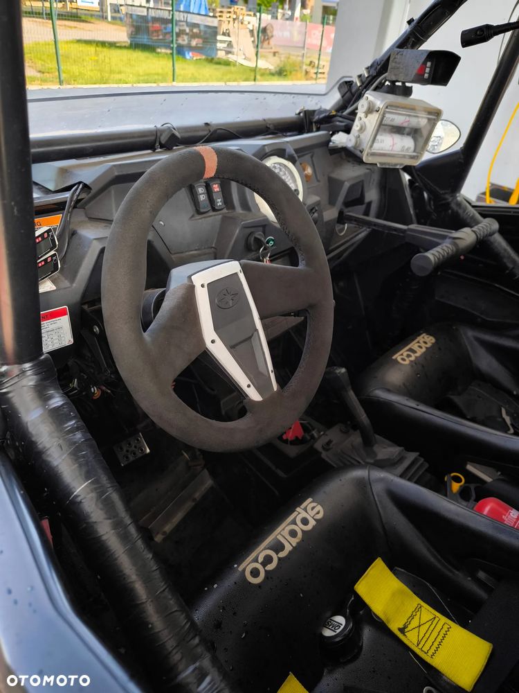 Polaris RZR - 11