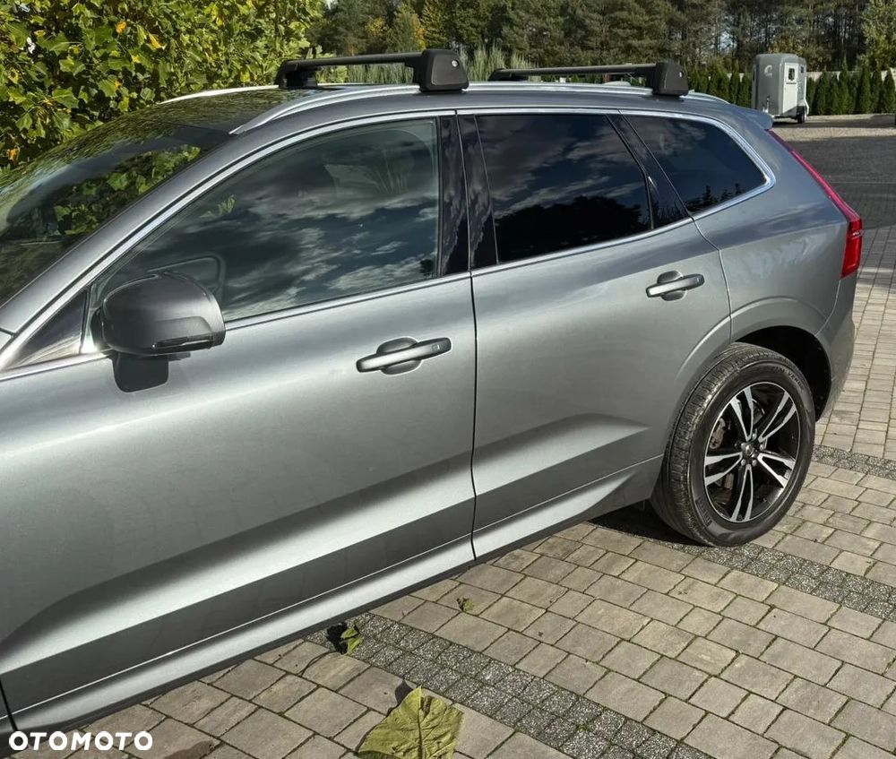 Volvo XC 60 T6 AWD Momentum - 2