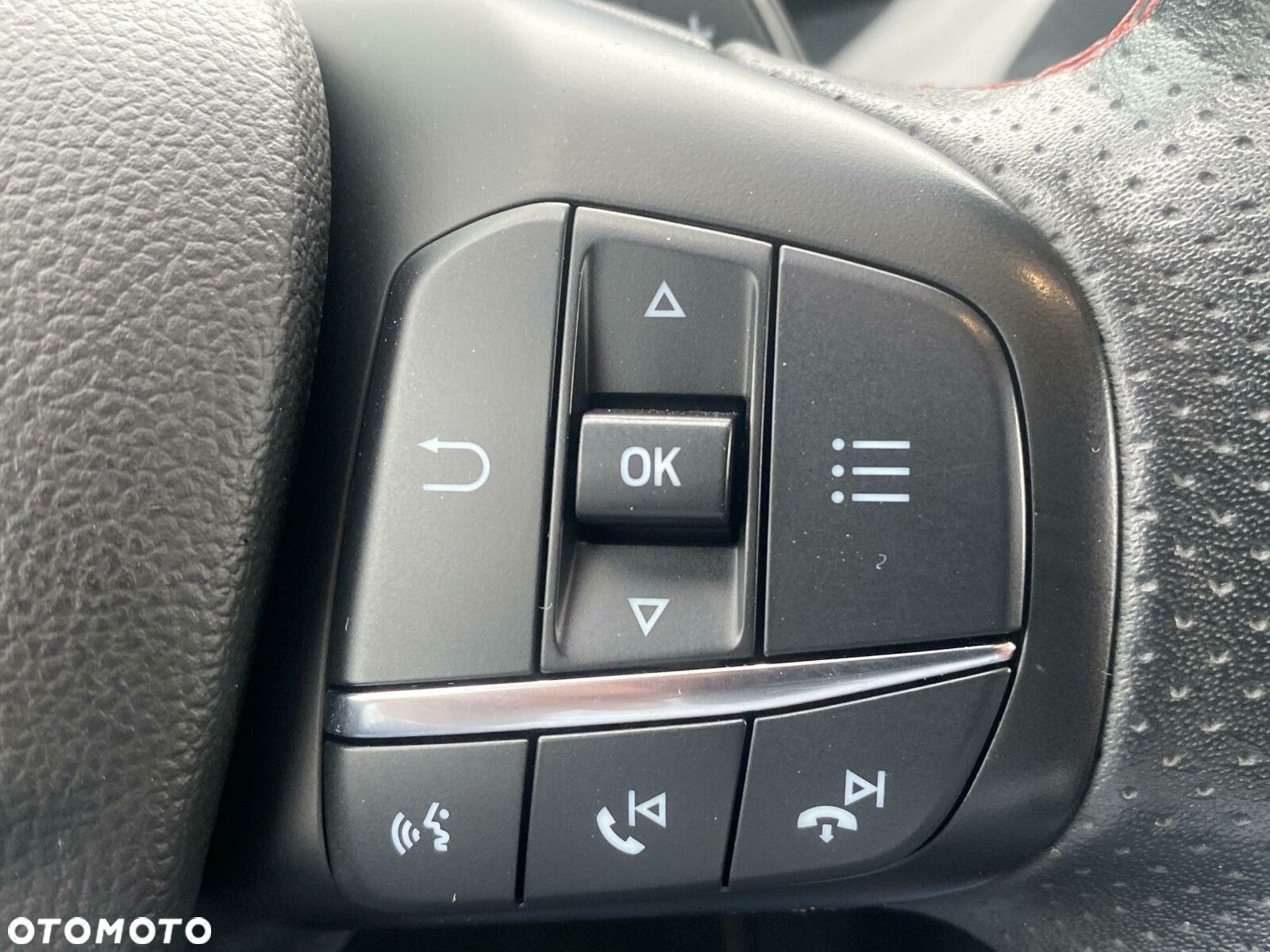 Ford Focus - 13