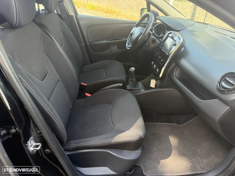 Renault Clio TCe 90 Luxe - 12