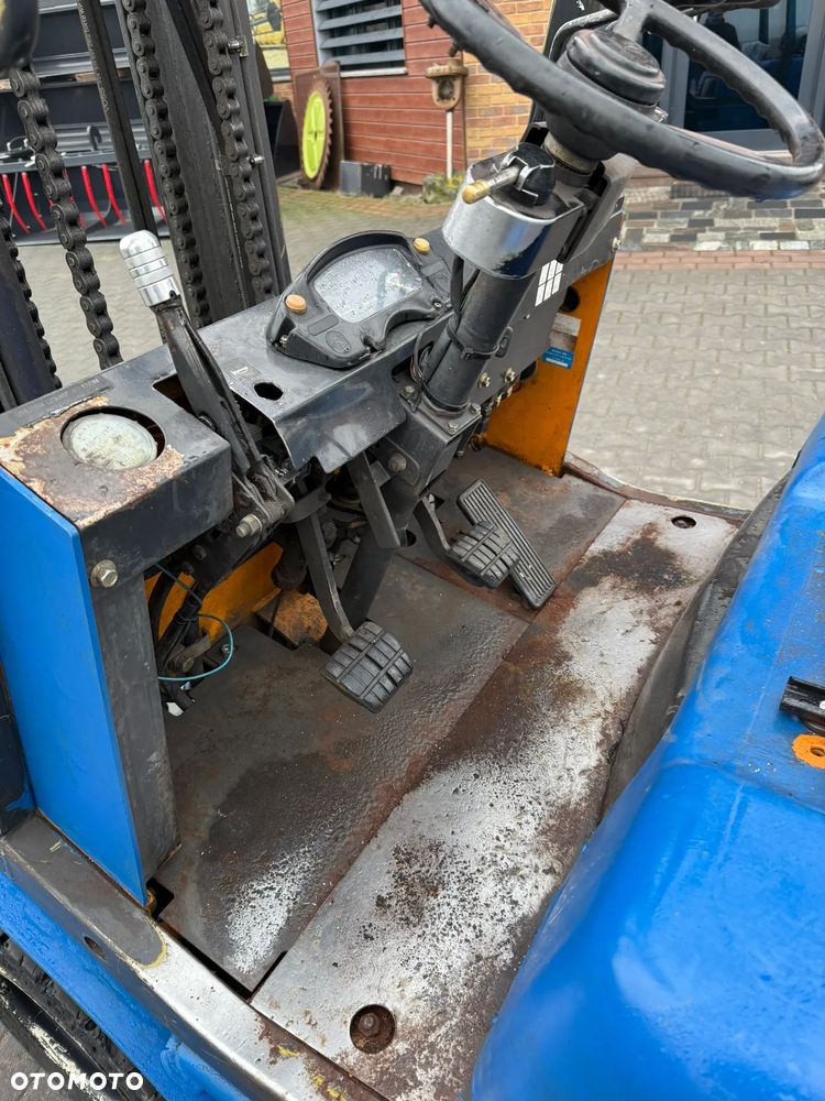 Samsung CF 25 U TOYOTA - 13