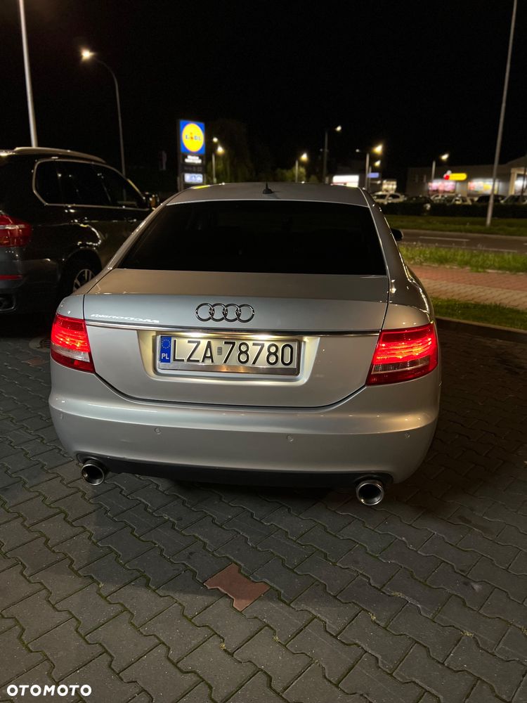 Audi A6 Limousine 2.4 - 7