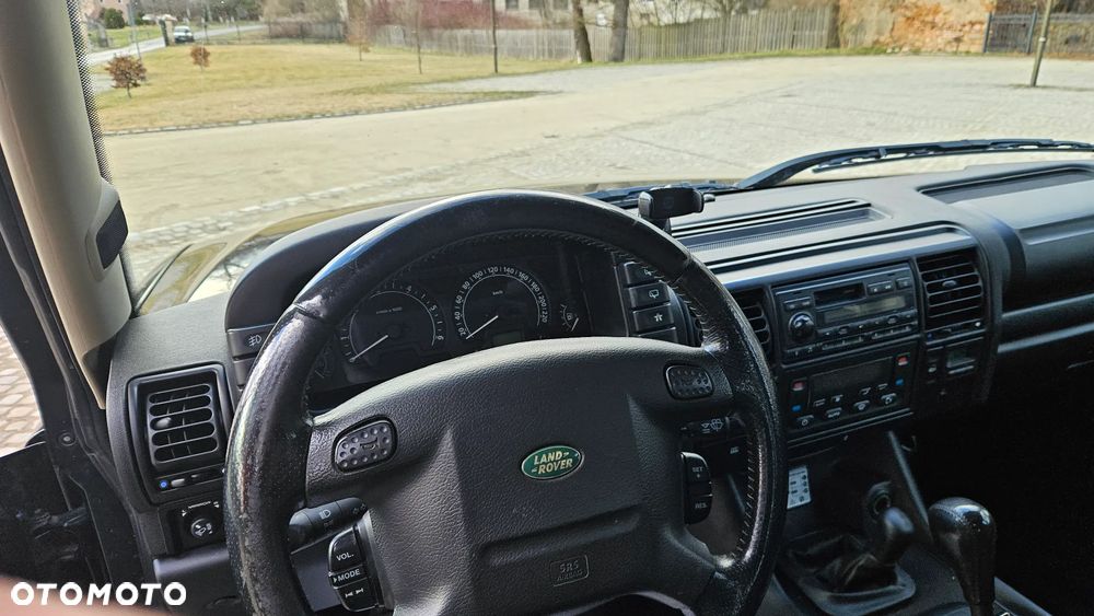 Land Rover Discovery - 28
