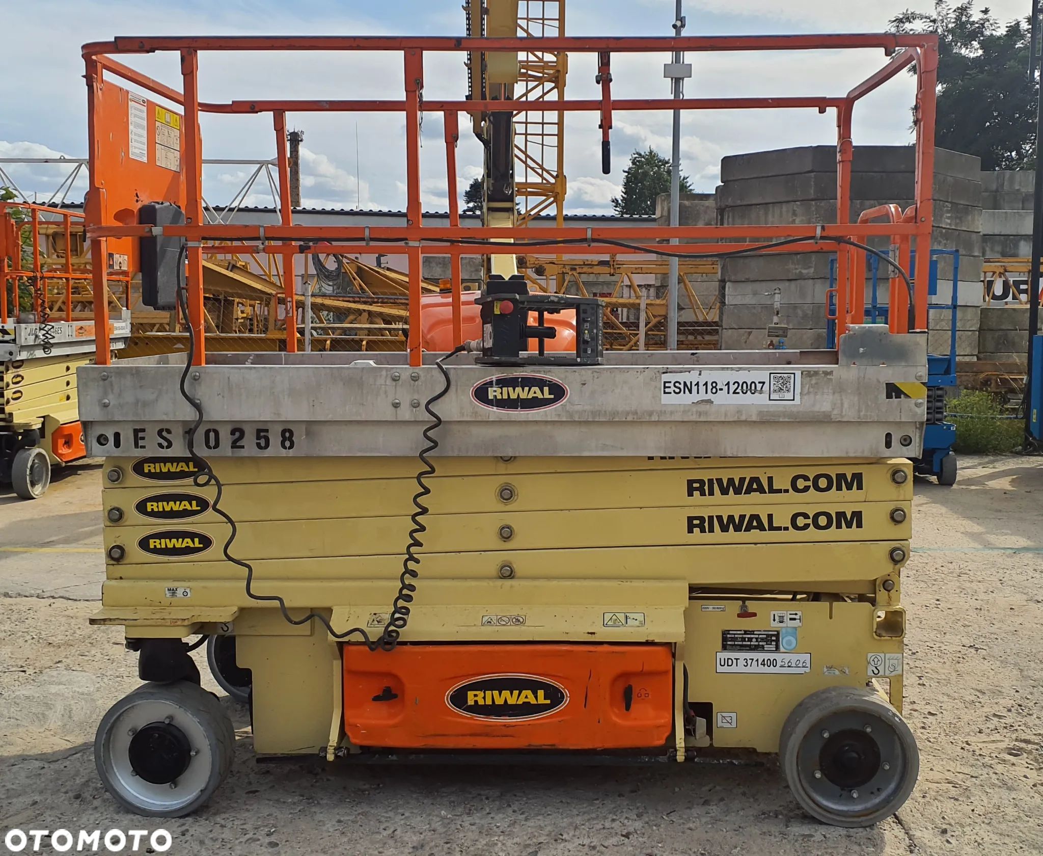 JLG 3246ES - 1