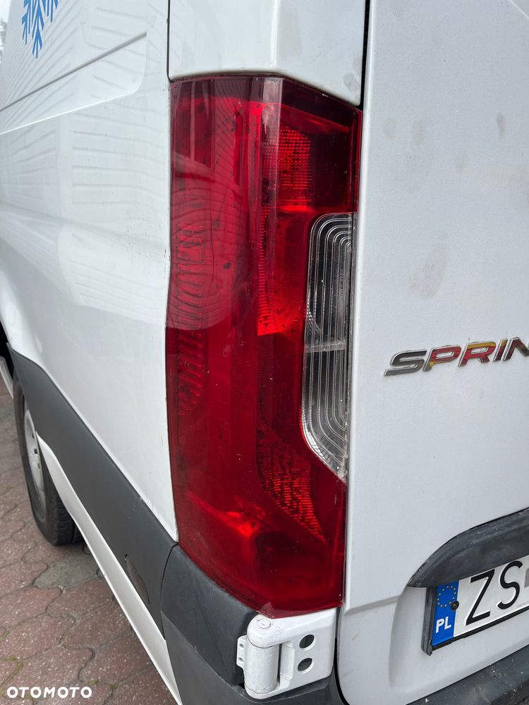 Klosze lamp tylnych Mercedes sprinter 907 - 7