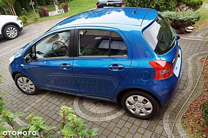 Toyota Yaris 1.0 Active - 8