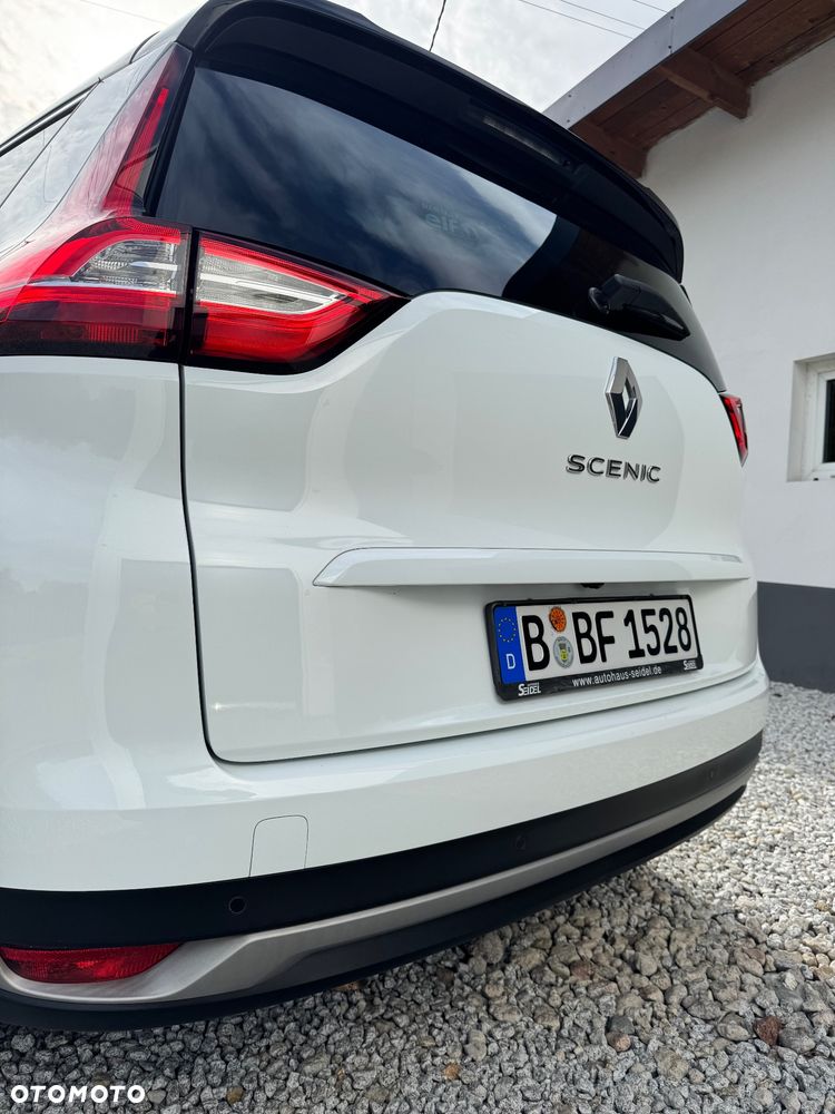 Renault Scenic - 32