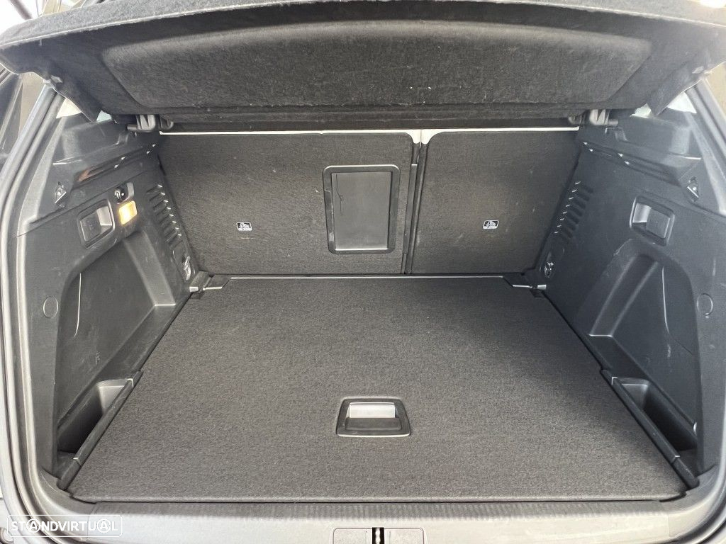 Peugeot 3008 1.5 BlueHDi Allure Baixo Consumo - 26