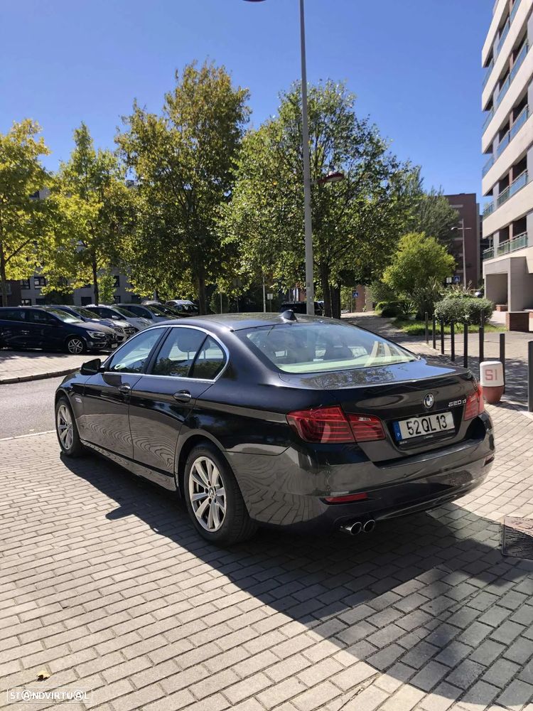 BMW 520 d Line Luxury Auto - 3