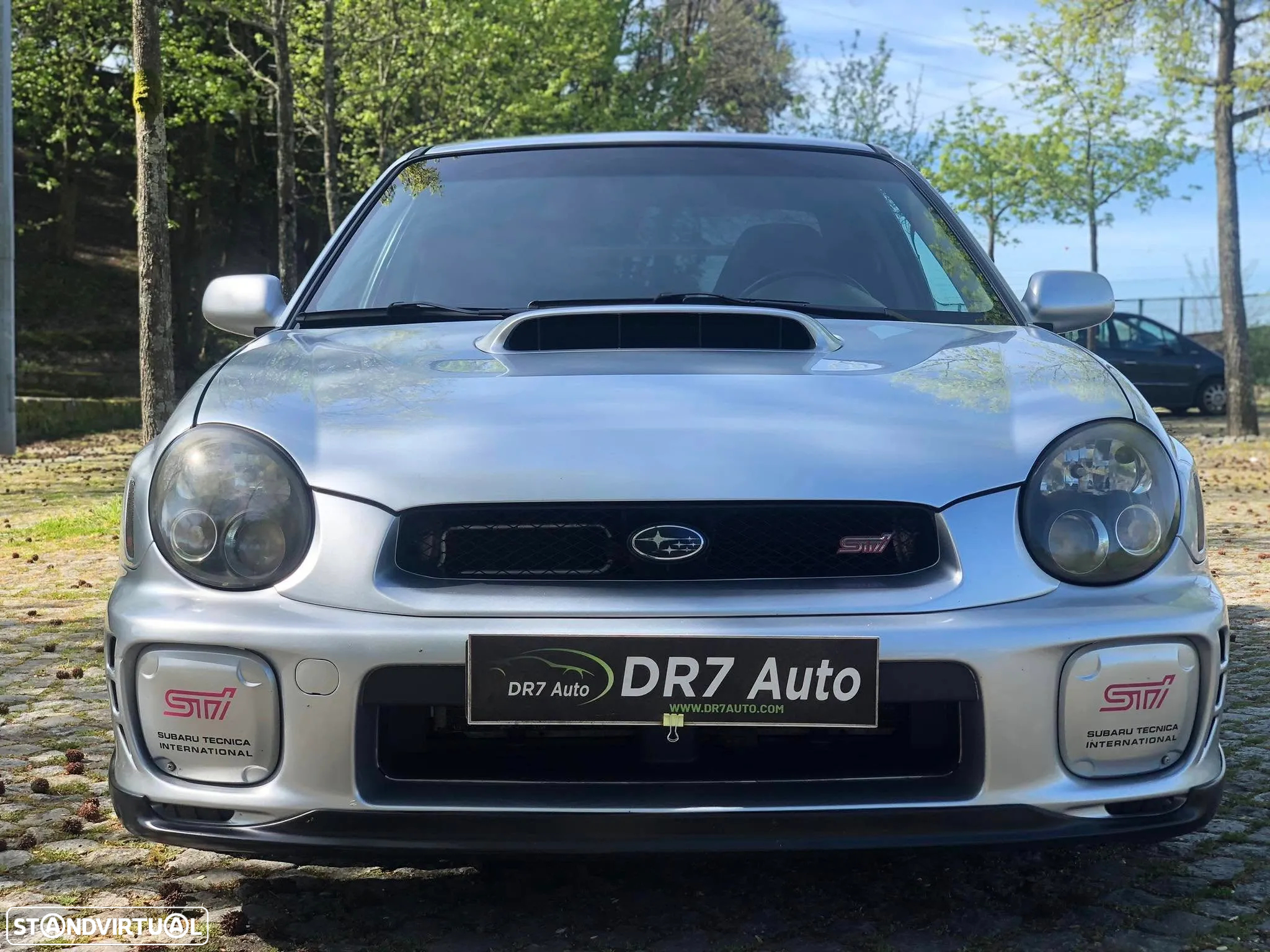 Subaru Impreza Sedan 2.0 WRX STi - 8