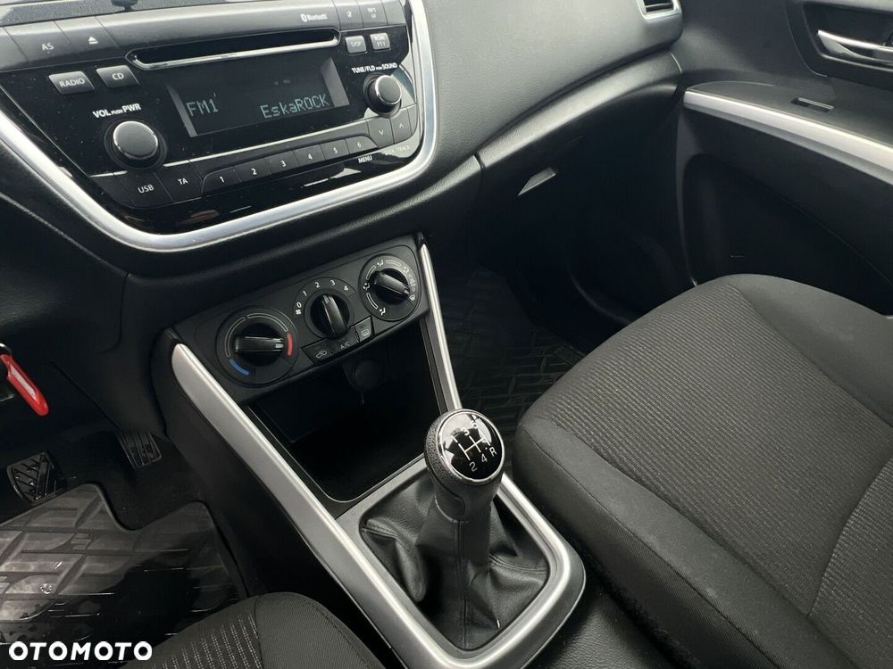Suzuki SX4 S-Cross 1.0 T Comfort - 13