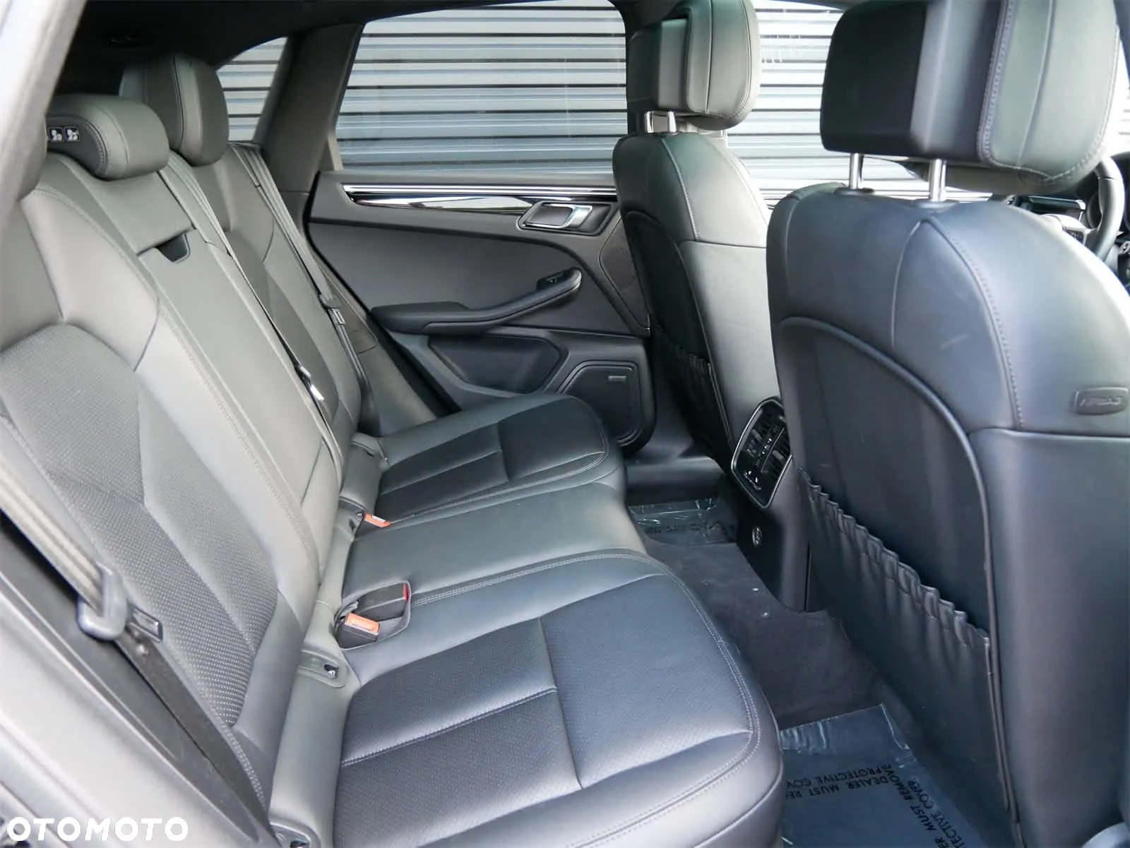 Porsche Macan - 15