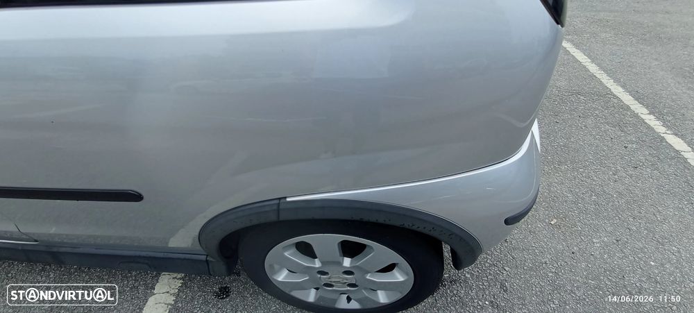Opel Corsa 1.2 16V Enjoy - 10