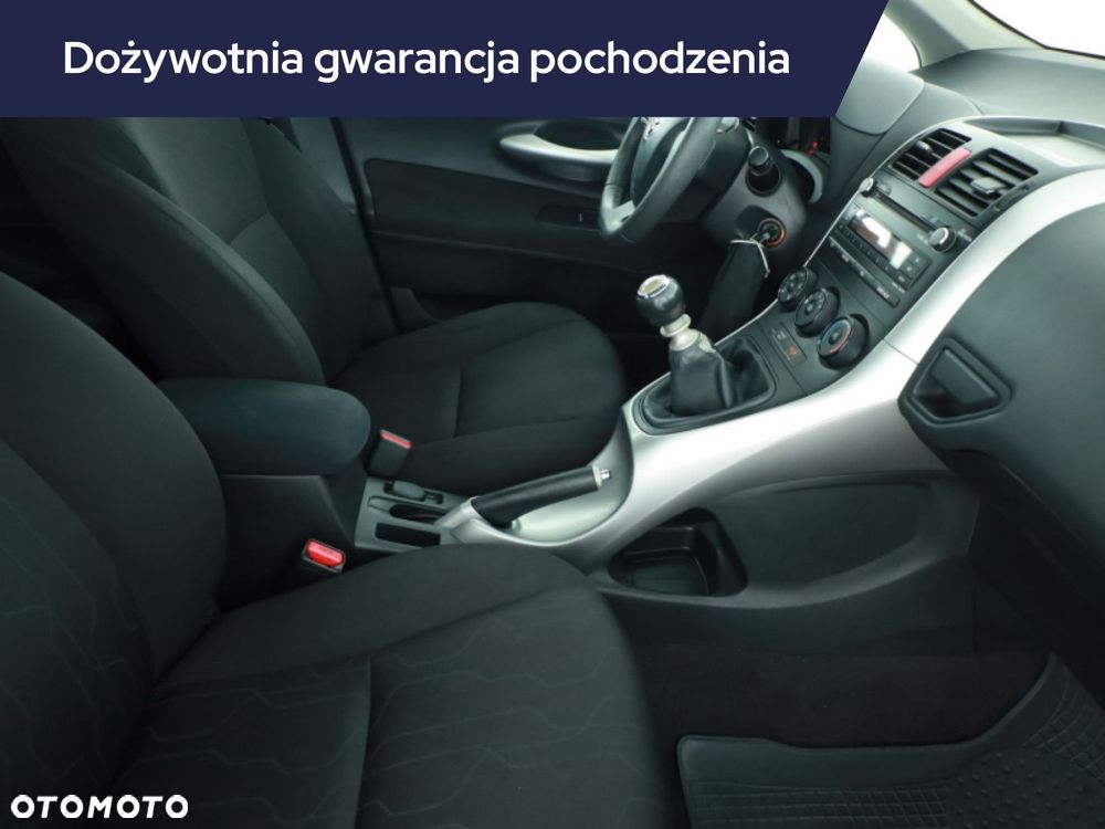 Toyota Auris - 9