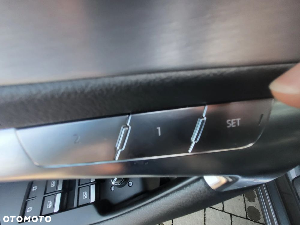 Audi A6 Avant 50 TDI quattro tiptronic sport - 8