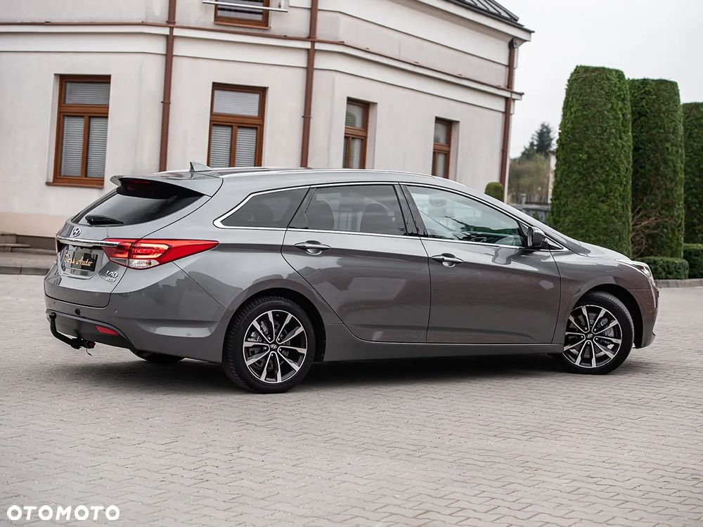 Hyundai i40 Kombi blue 1.7 CRDi DCT Premium - 15
