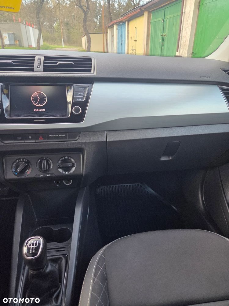 Skoda Fabia 1.0 TSI Ambition - 11