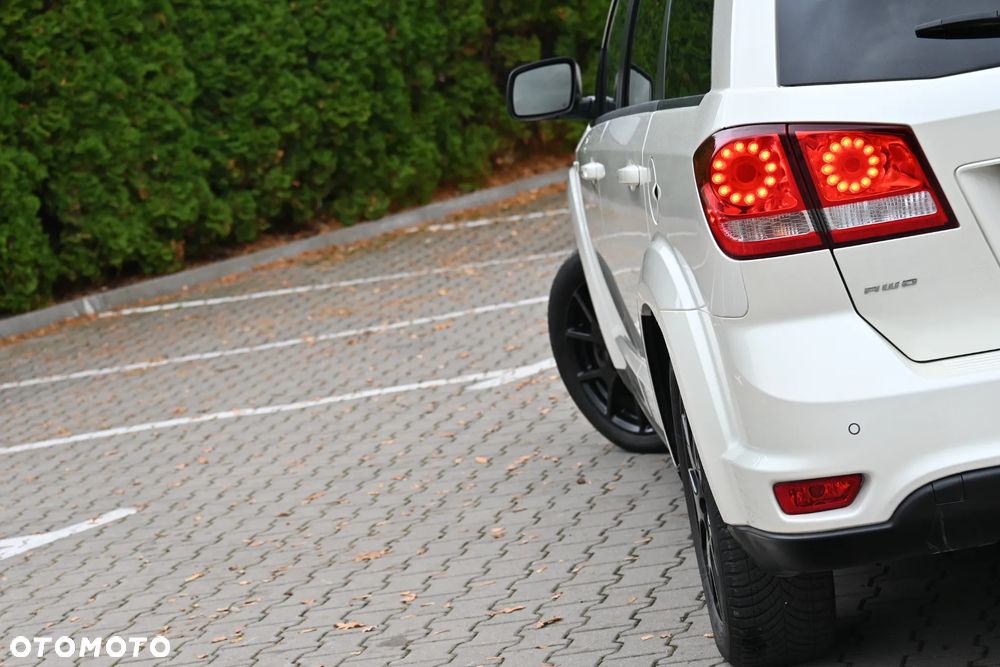 Fiat Freemont 2.0 Multijet 16V DPF Automatik Allrad Black Code - 13