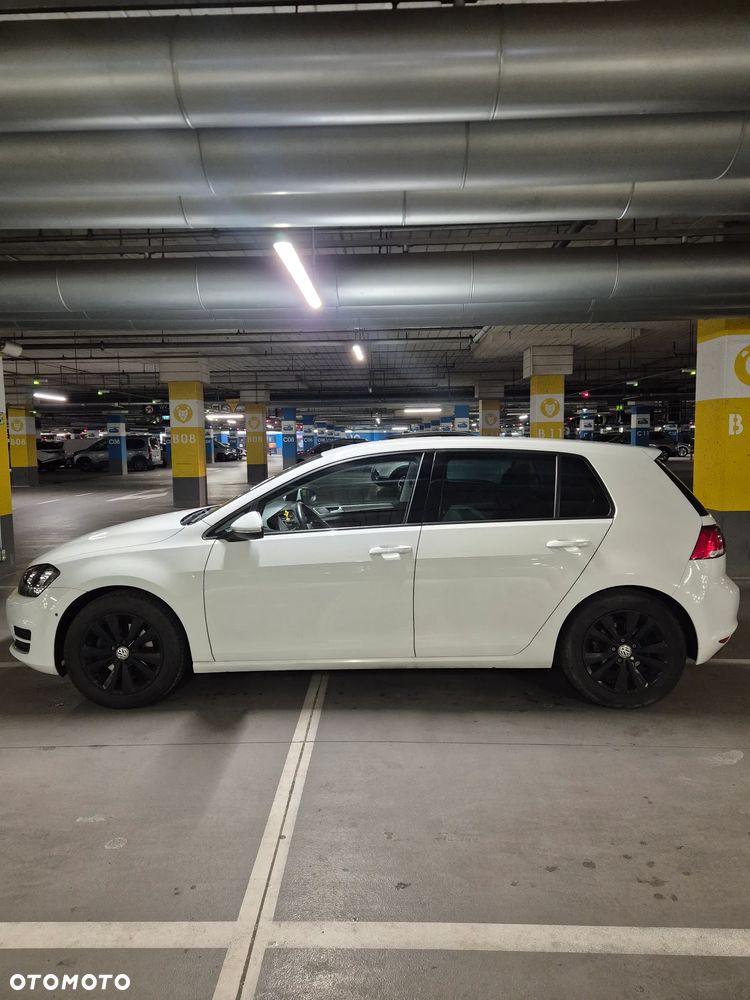 Volkswagen Golf 1.4 TSI BMT Comfortline DSG - 4