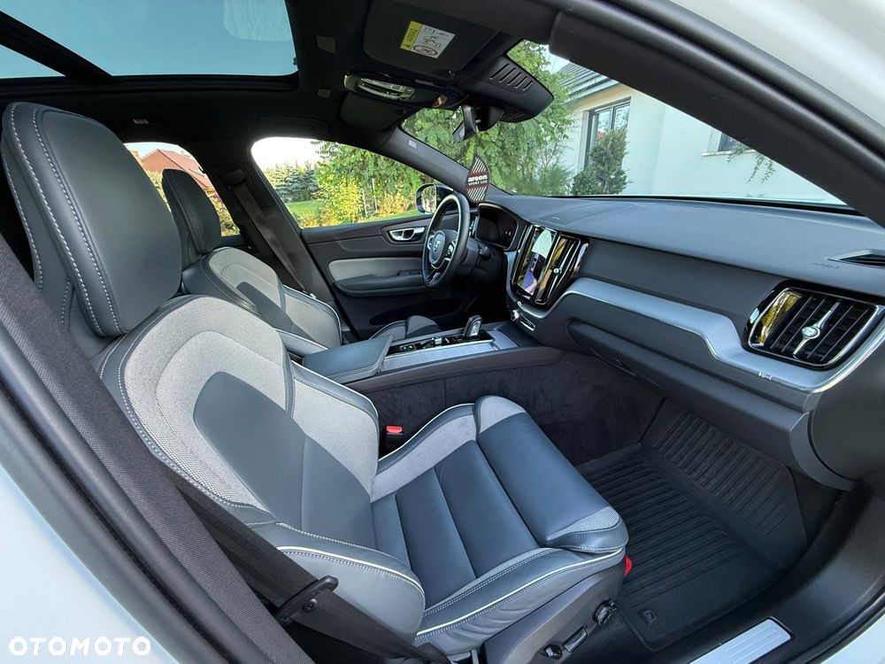 Volvo XC 60 B4 D Geartronic RDesign - 21