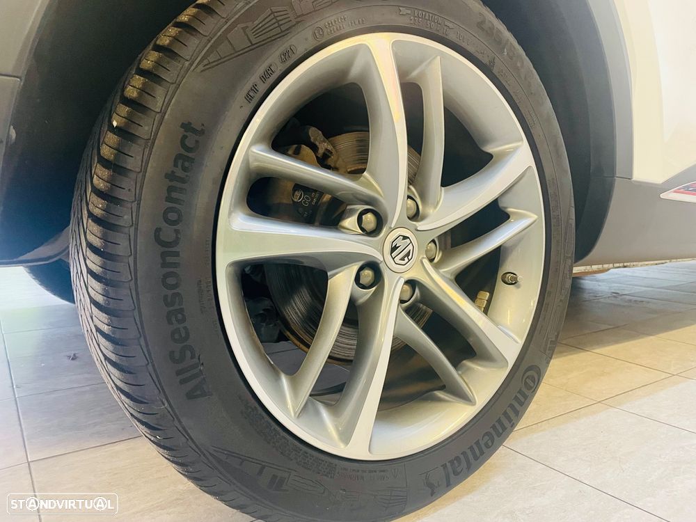 MG EHS 1.5 T-GDI Plug-in Hybrid Luxury - 11