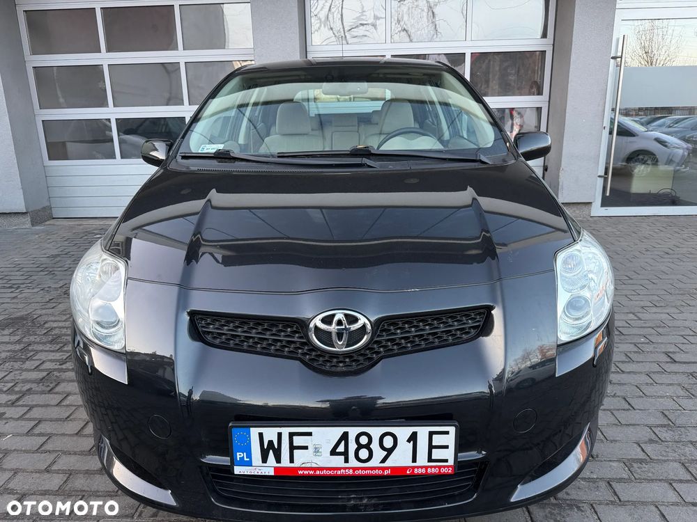 Toyota Auris 1.8 Premium - 18