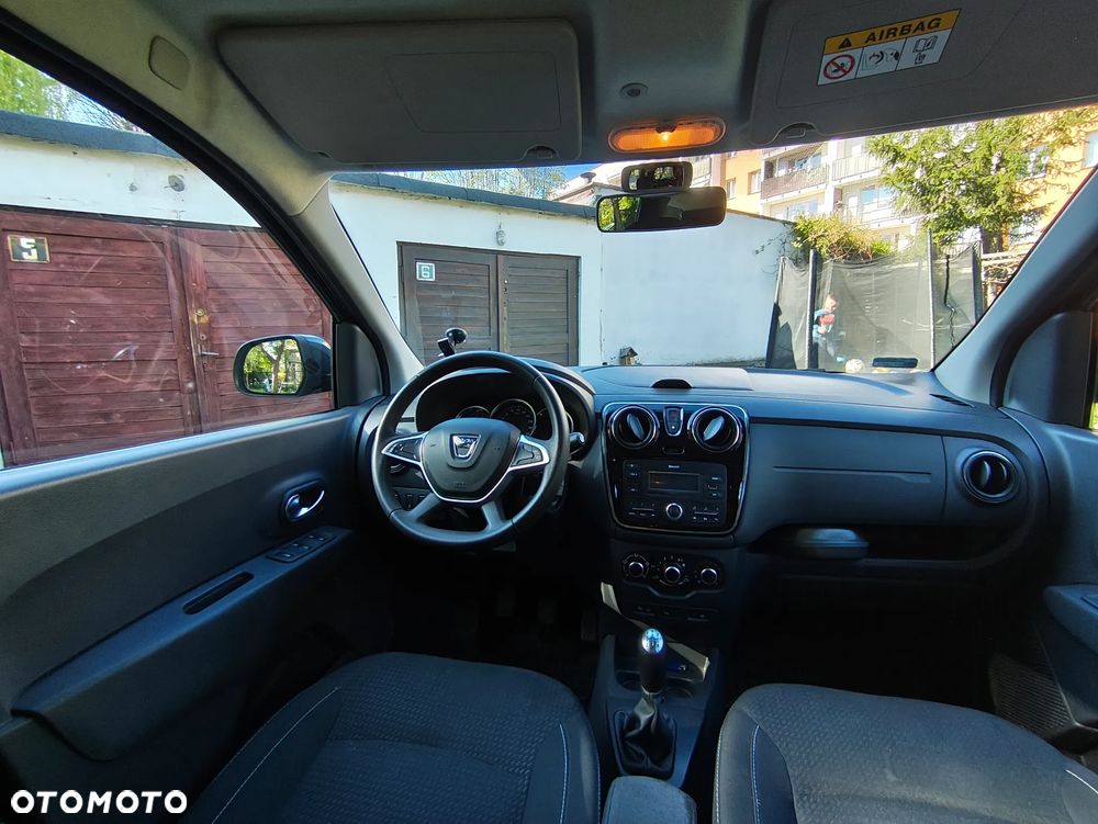 Dacia Lodgy 1.6 SCe Laureate S&S - 15