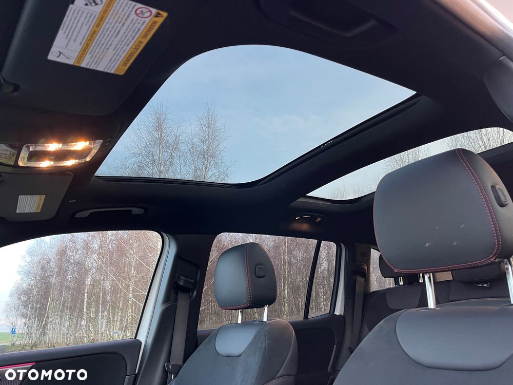 Mercedes-Benz EQB 350 66.5kWh 4-Matic AMG Line - 13