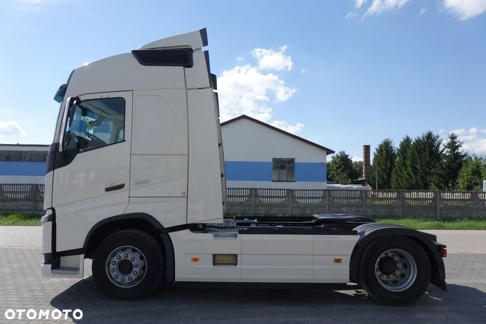 Volvo FH 500 GLOBETROTTER / EURO 6 / STANDARD / AUTOMAT / KLIMATYZACJA POSTOJOWA / LODÓWKA - 8