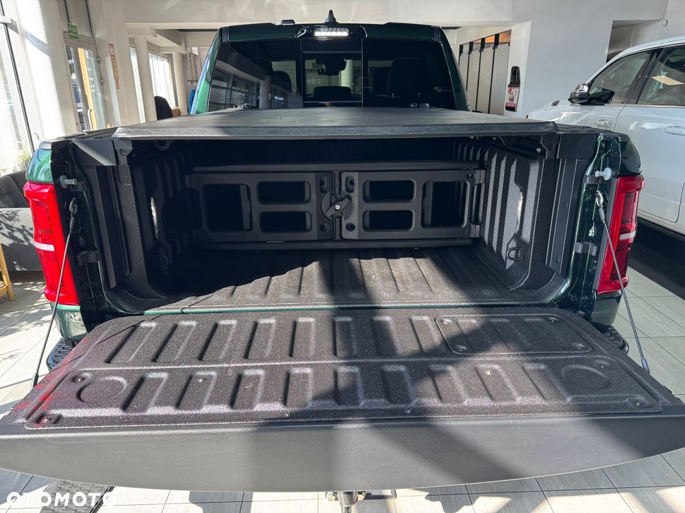 RAM 1500 - 16
