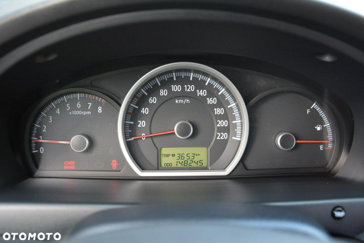 Kia Sportage 2.0 2WD LX - 29