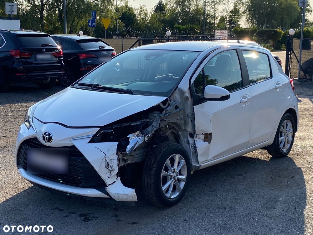 Toyota Yaris 1.0 Active - 11