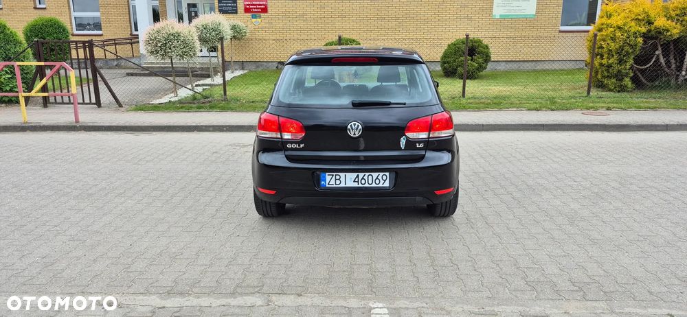Volkswagen Golf 1.6 Trendline - 5