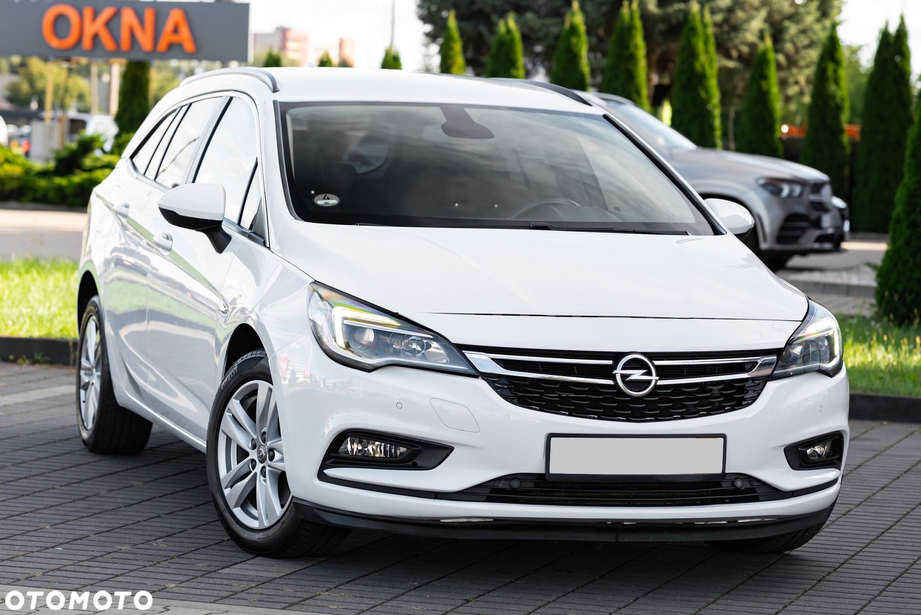 Opel Astra 1.6 D (CDTI) Automatik Sports Tourer Dynamic - 1