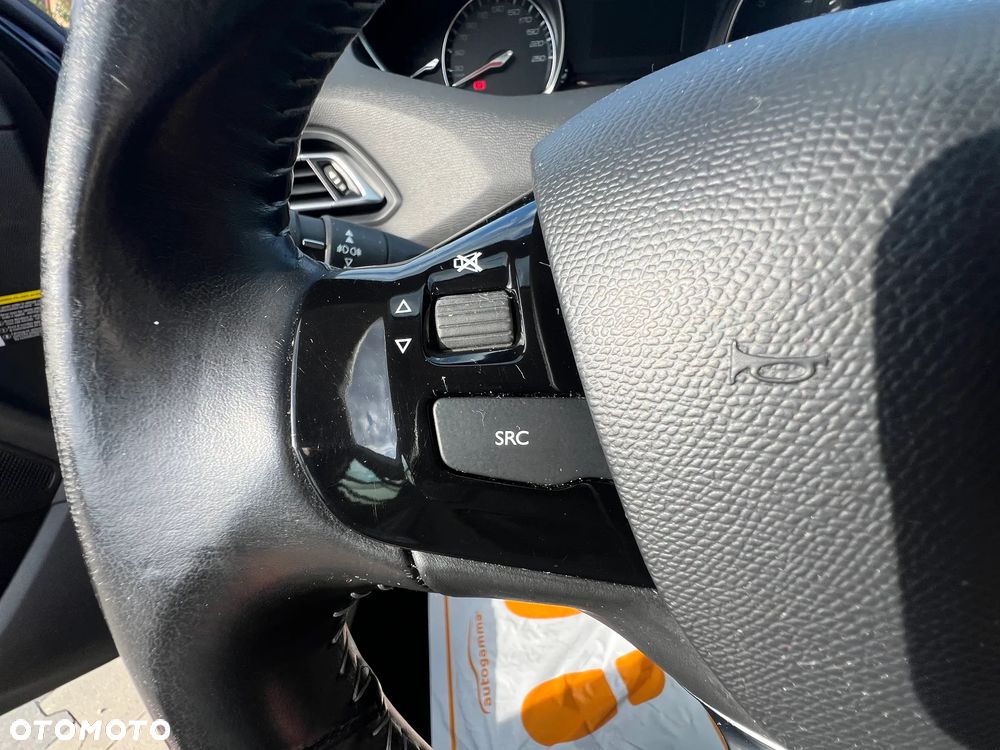 Peugeot 308 125 THP Active - 25