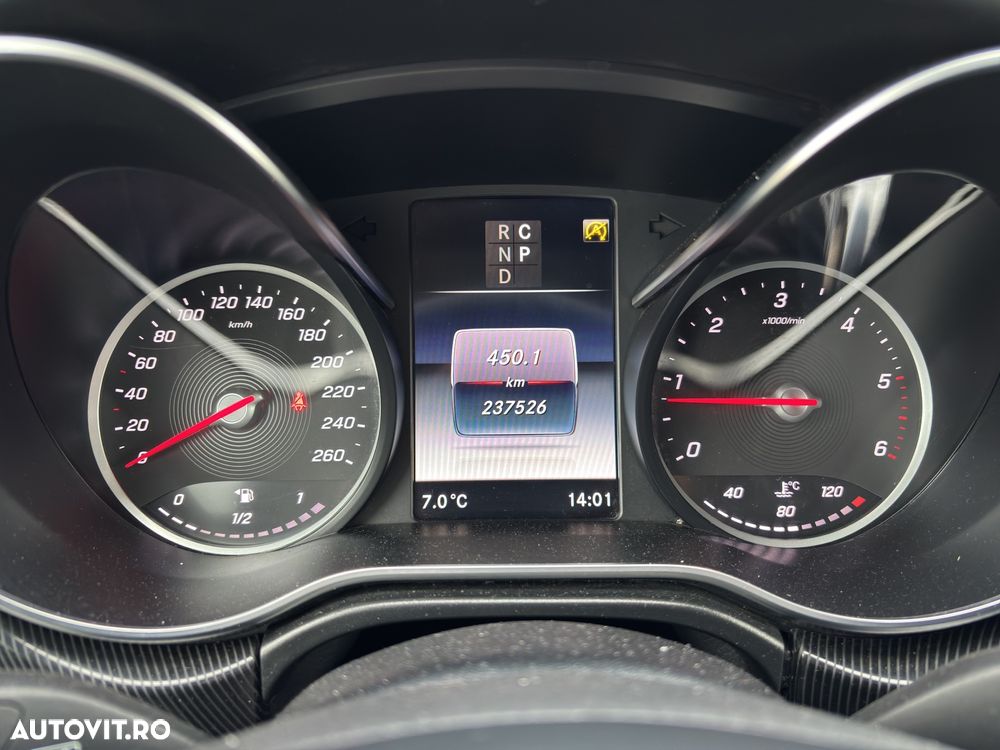 Mercedes-Benz V 220 d lang 9G-TRONIC Edition - 15