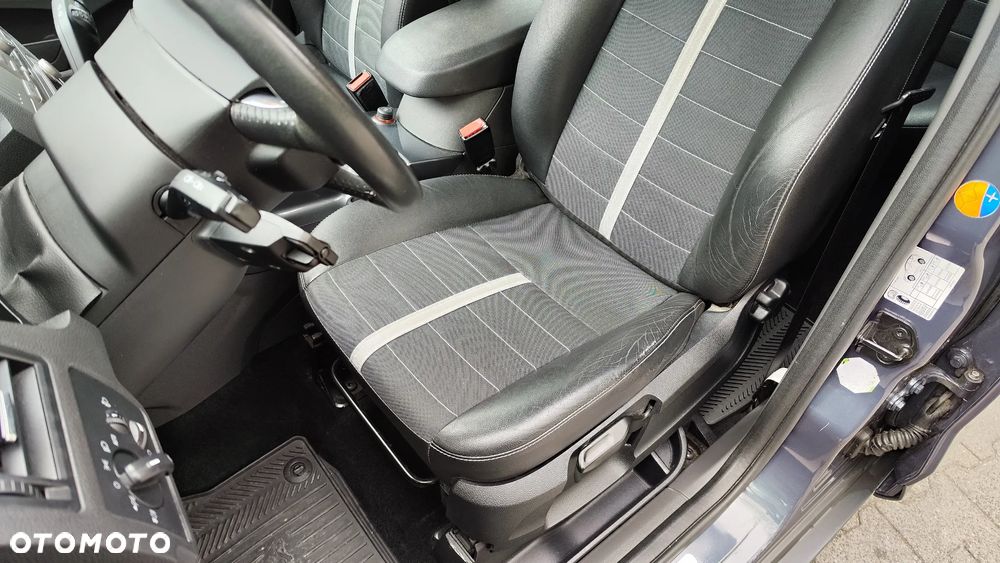 Ford Kuga 2.0 TDCi Titanium - 21