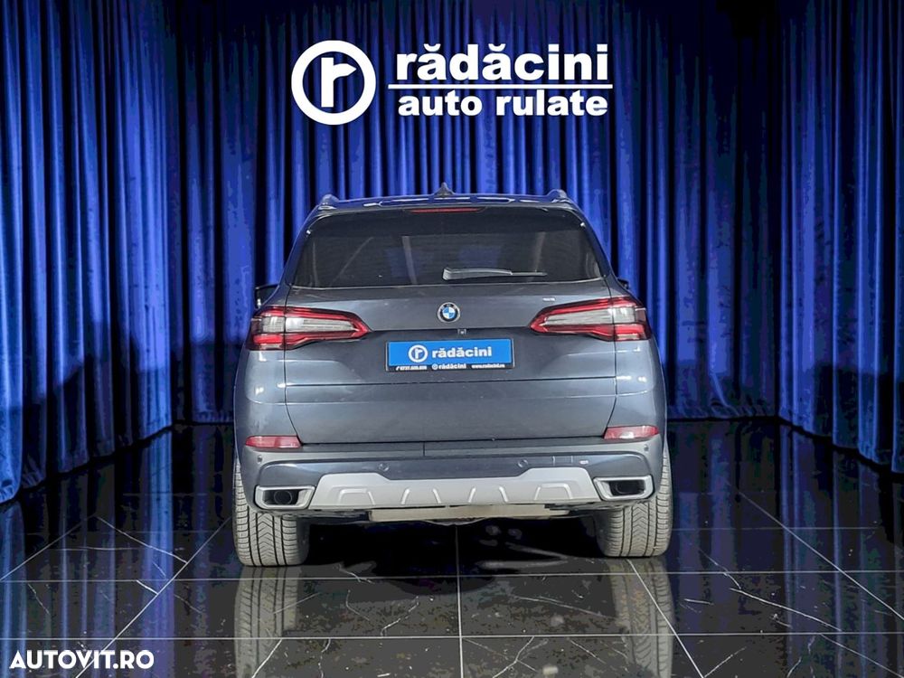 BMW X5 2020 — imagine 10