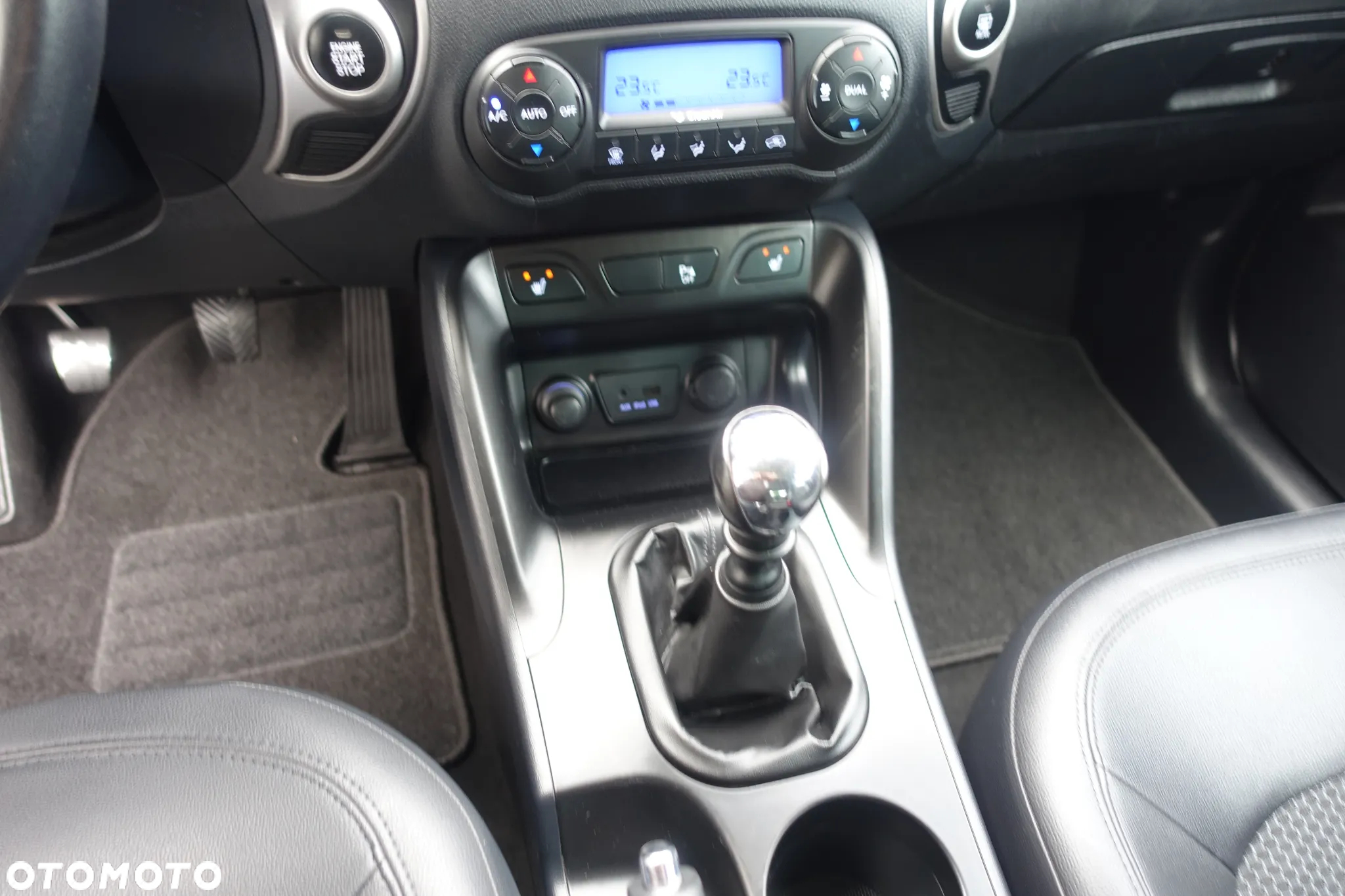 Hyundai ix35 1.7 CRDi 2WD blue Style - 25