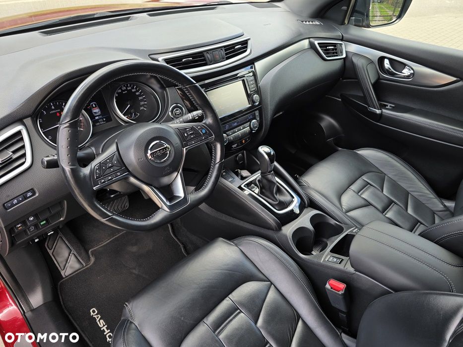 Nissan Qashqai 1.3 DIG-T DCT TEKNA+ - 26