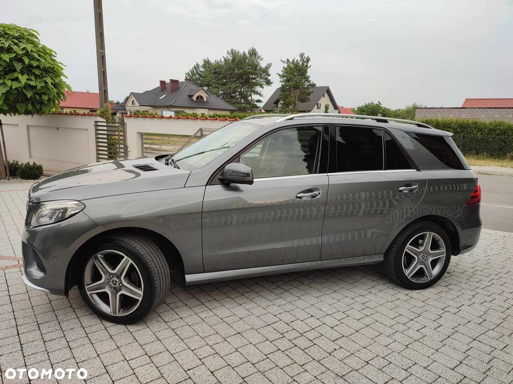 Mercedes-Benz GLE 250 d 4-Matic - 3