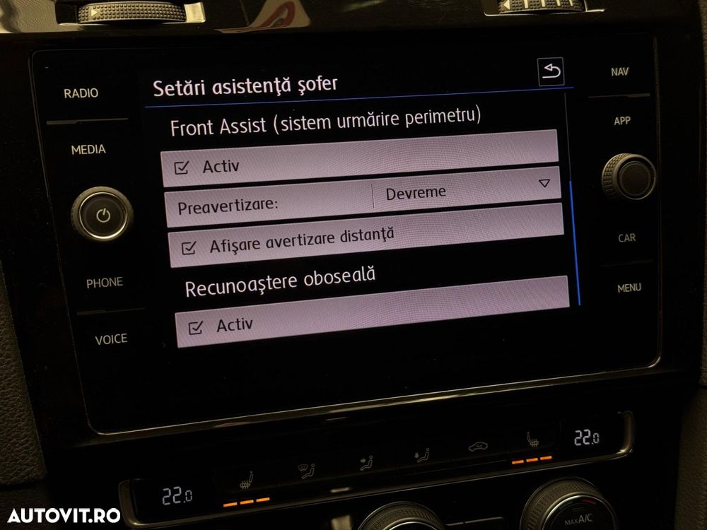 Volkswagen Golf - 12