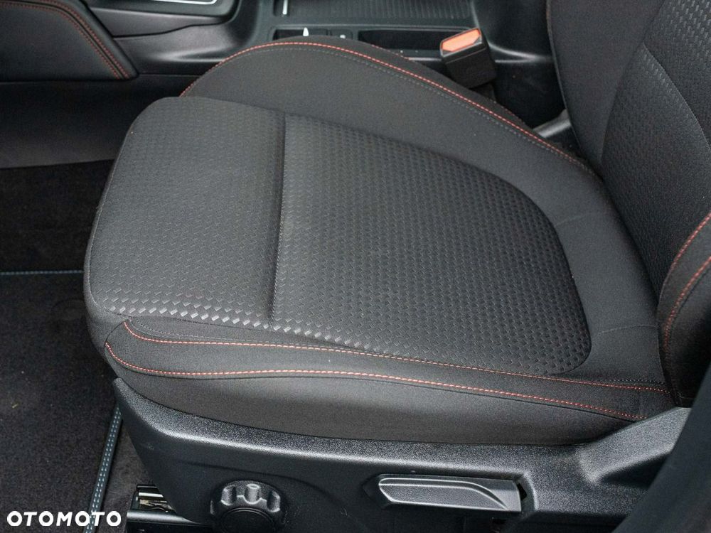 Ford Focus - 11