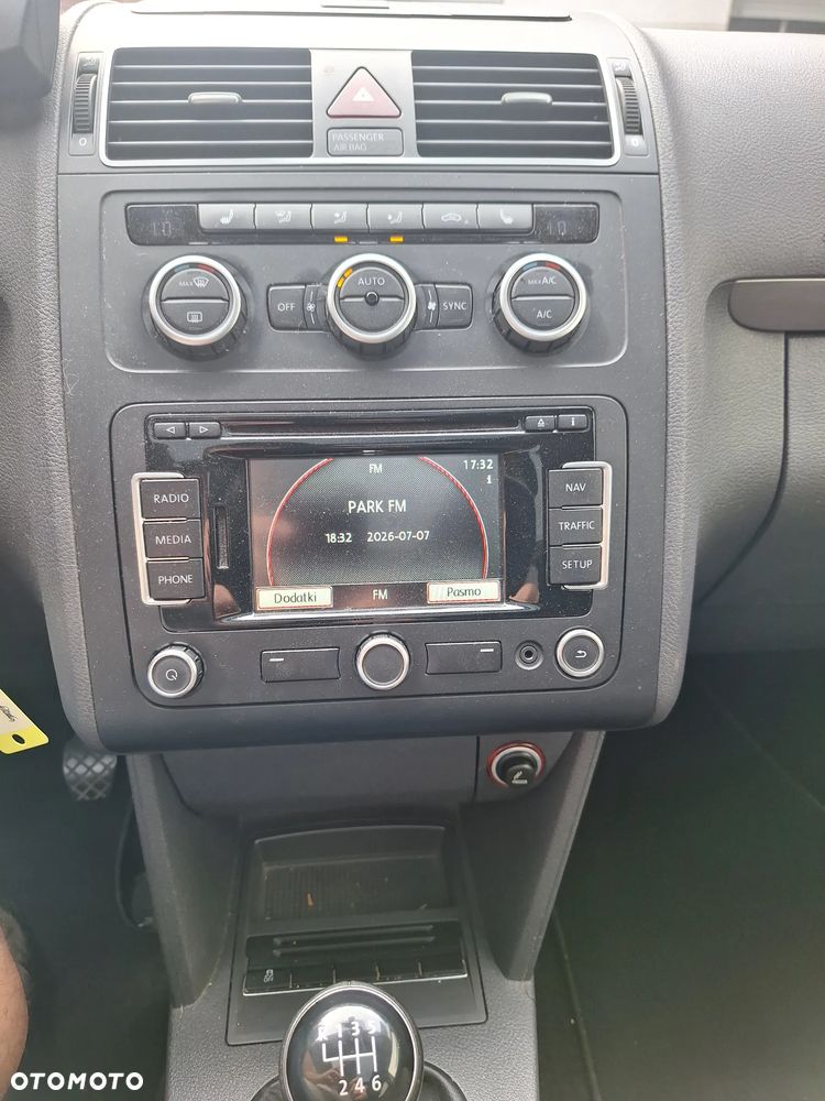 Volkswagen Touran 2.0 TDI DPF Cross Perfectline - 32