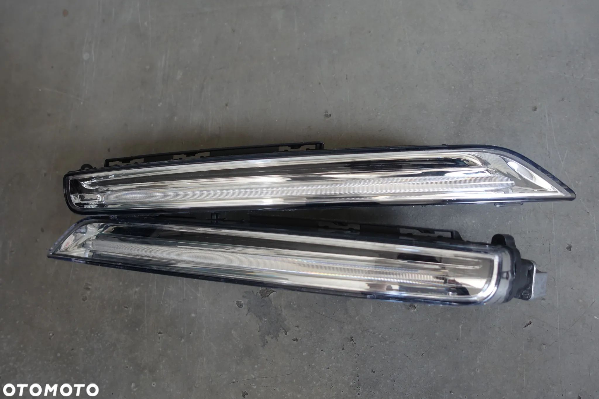 LAMPA LED DRL HALOGEN CAYENNE LIFT 15-18r. - 1