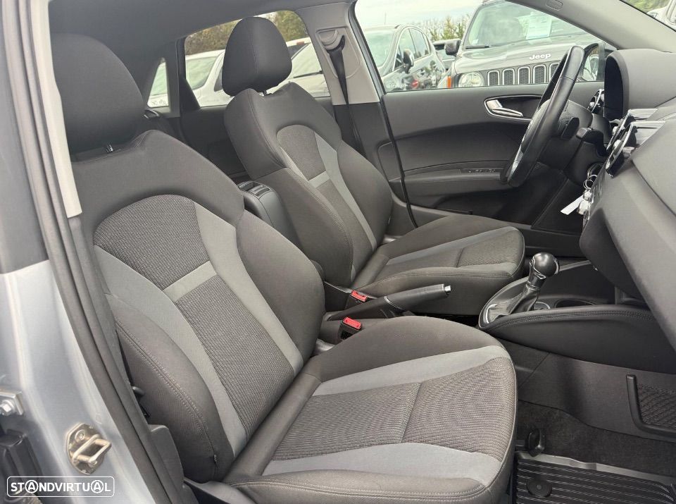 Audi A1 Sportback 1.4 TDI S-line S tronic - 7