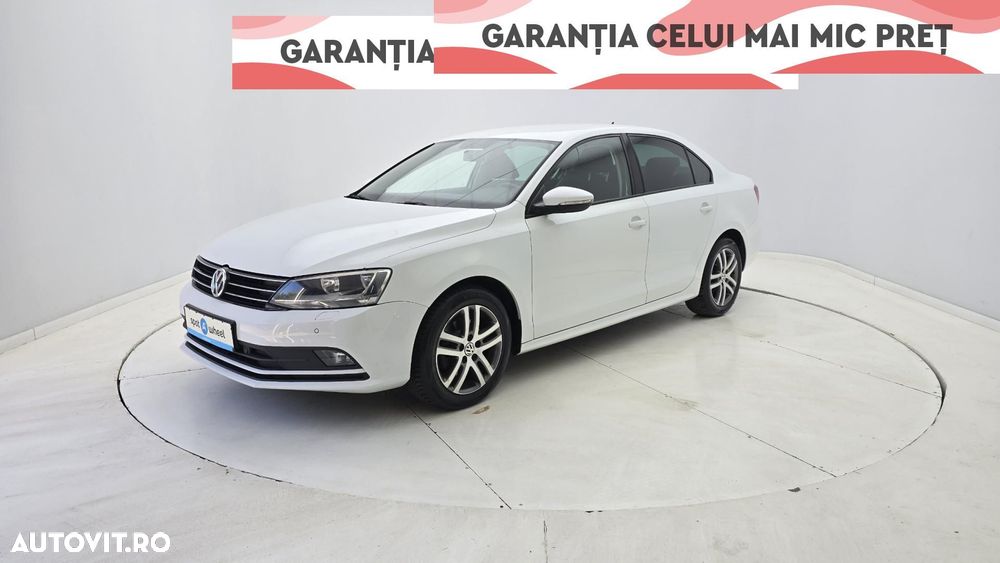 Volkswagen Jetta 2.0 TDI Highline - 2