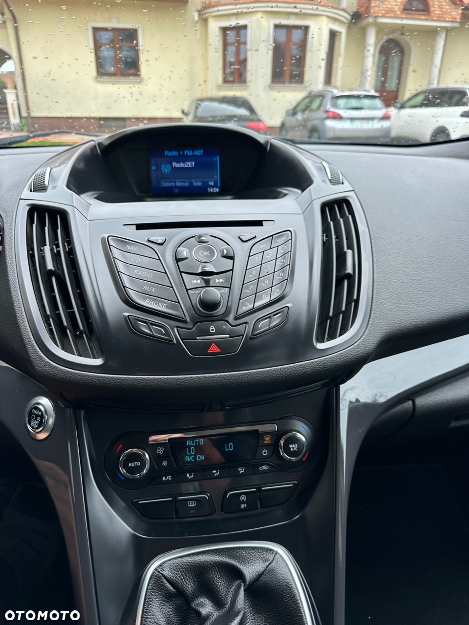 Ford Kuga 2.0 TDCi 2x4 Titanium - 14