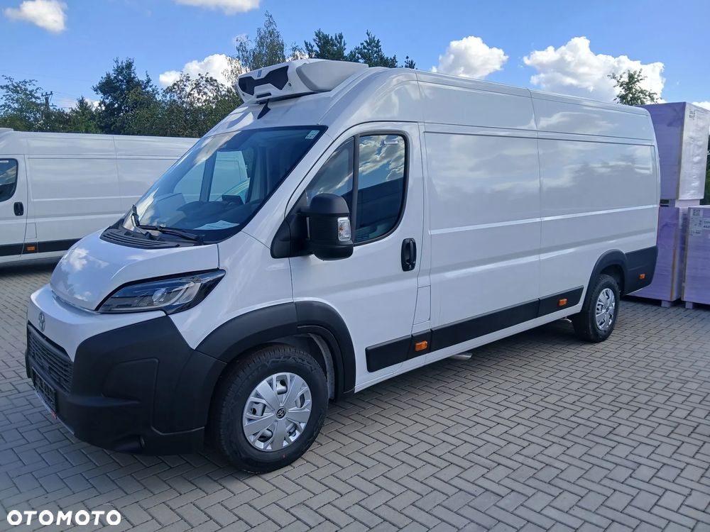 Toyota PROACE MAX Van z zabudową izotermiczną. - 2